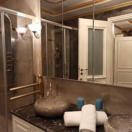 Majestic Luxury House