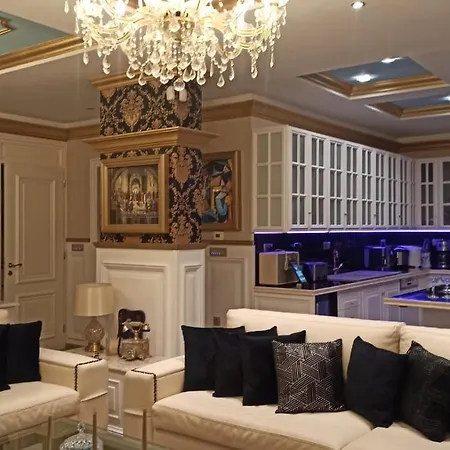 Majestic Luxury House *