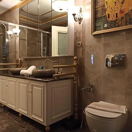 Majestic Luxury House